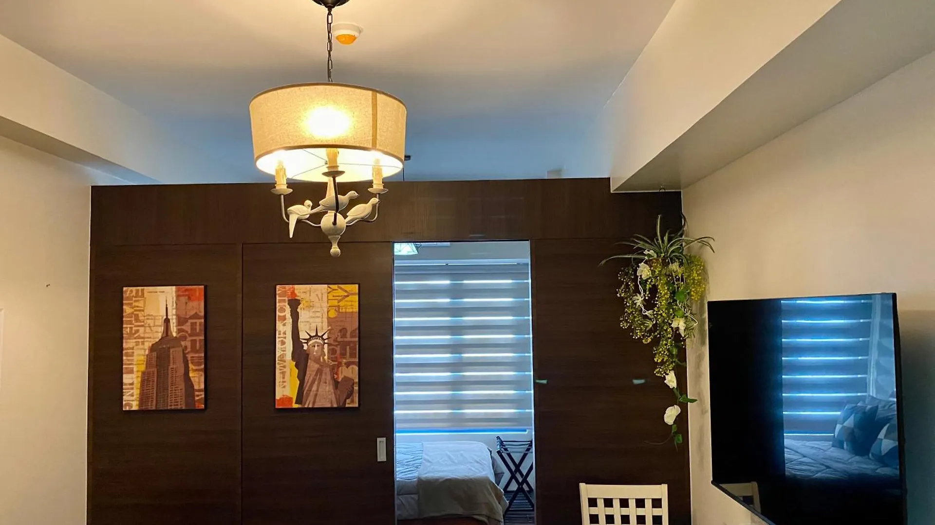 Twin Condo Luxury Makati Marvel 300 Mbps Internet Manila