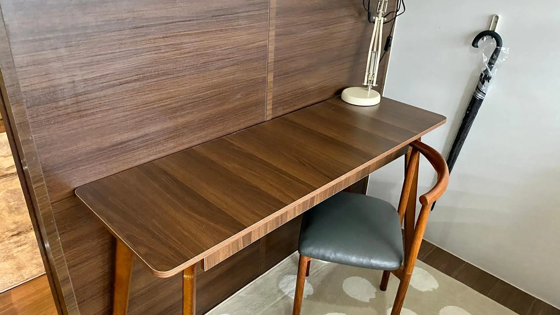 Twin Condo Luxury Makati Marvel 300 Mbps Internet Manila 0*,  Philippines