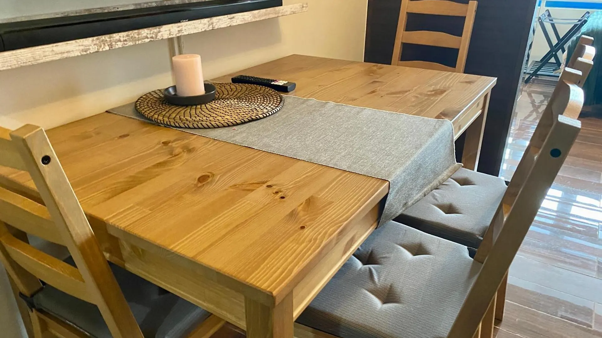 Apartment Twin Condo Luxury Makati Marvel 300 Mbps Internet Manila Philippines