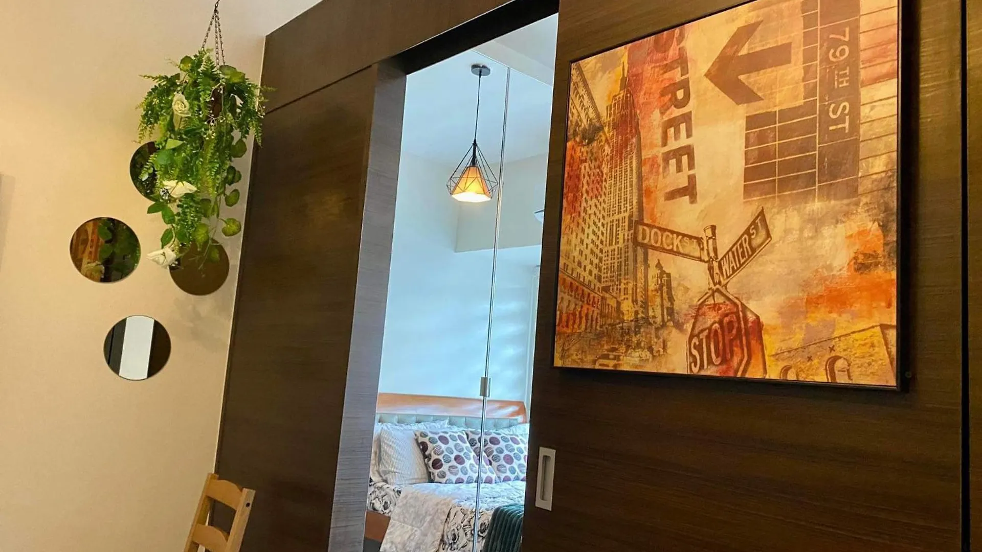 Twin Condo Luxury Makati Marvel 300 Mbps Internet Manila 0*,  Philippines
