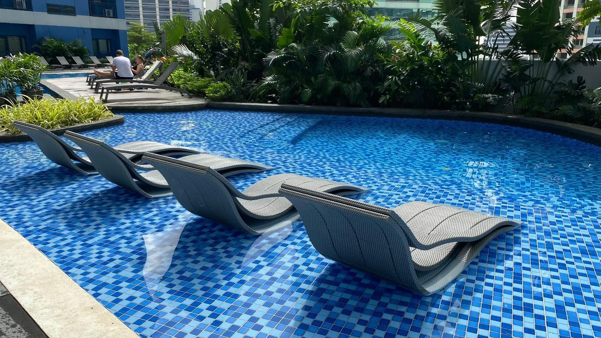 Twin Condo Luxury Makati Marvel 300 Mbps Internet Manila 0*,  Philippines